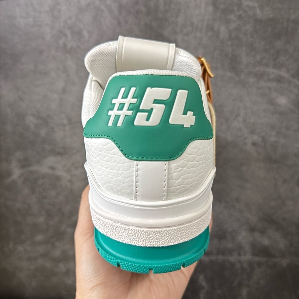 LV Trainer Sneaker 1AKRDQ