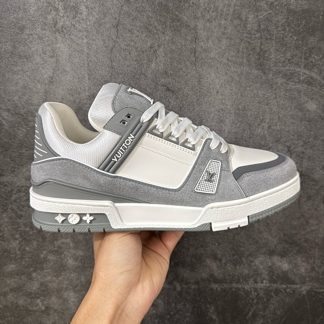 LV Trainer Sneaker 1AKKAL