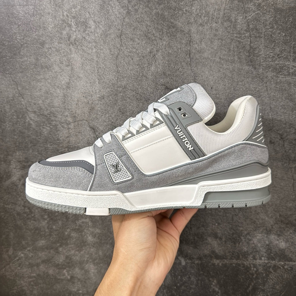 LV Trainer Sneaker 1AKKAL