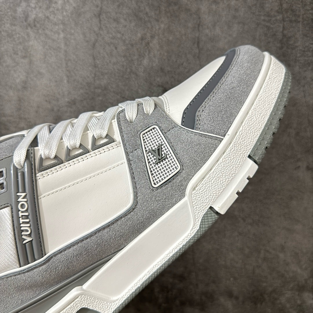 LV Trainer Sneaker 1AKKAL