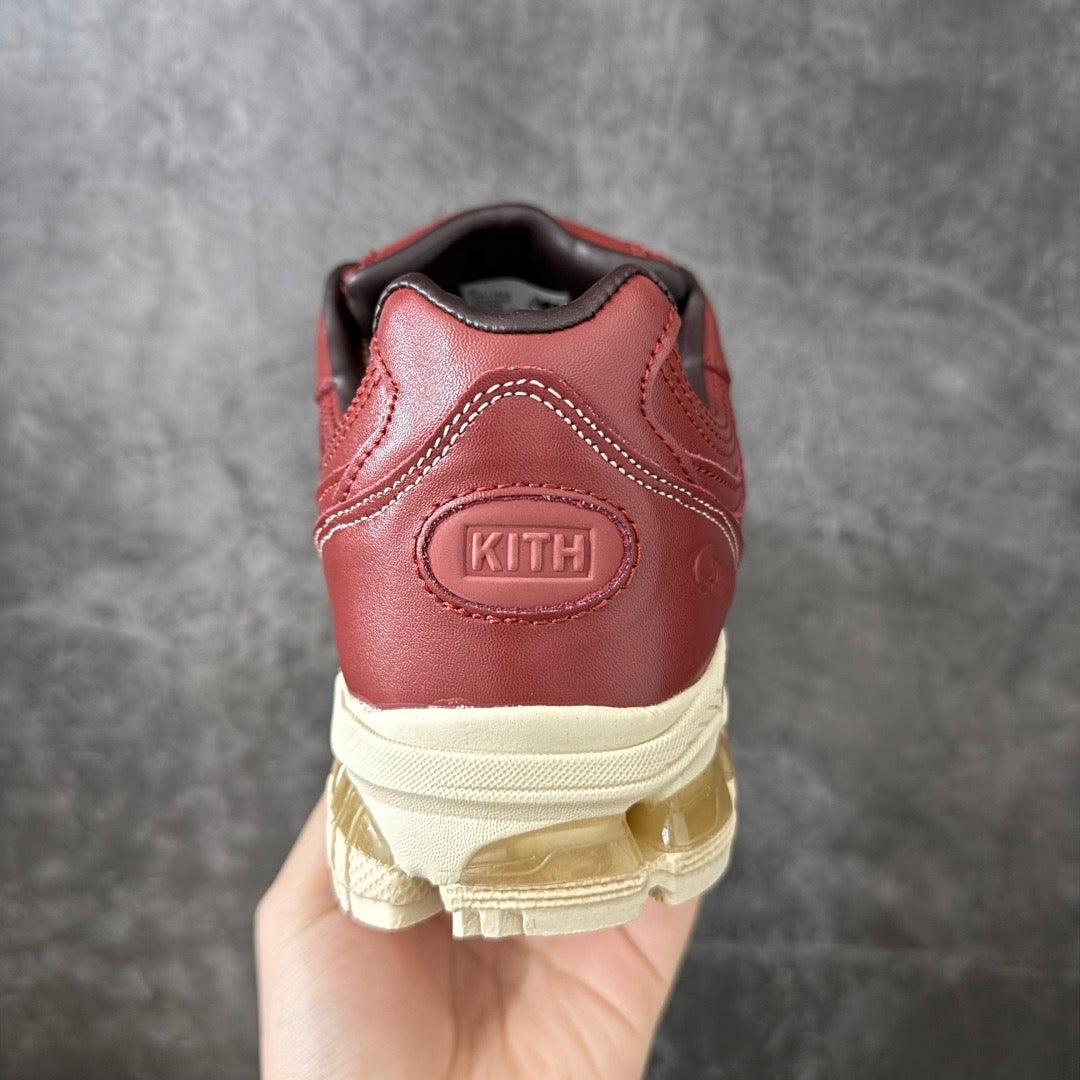 New Balance 2011 Kith Redwood U20118V9