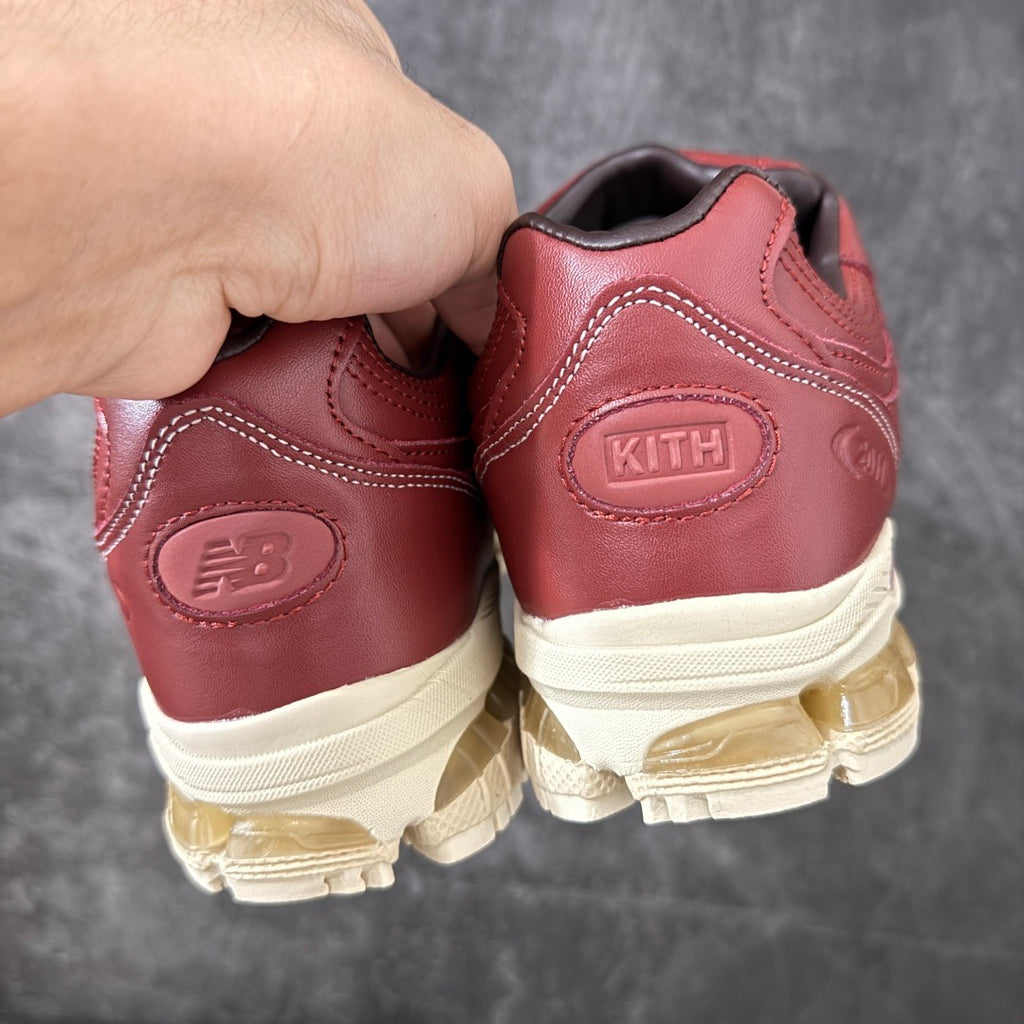 New Balance 2011 Kith Redwood U20118V9