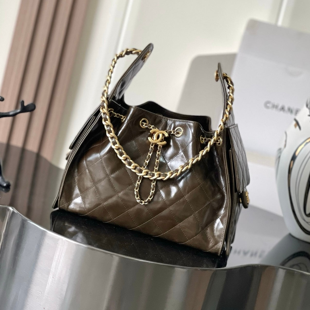 Chanel 25 Small Handbag in Shiny Crumbled Calfskin