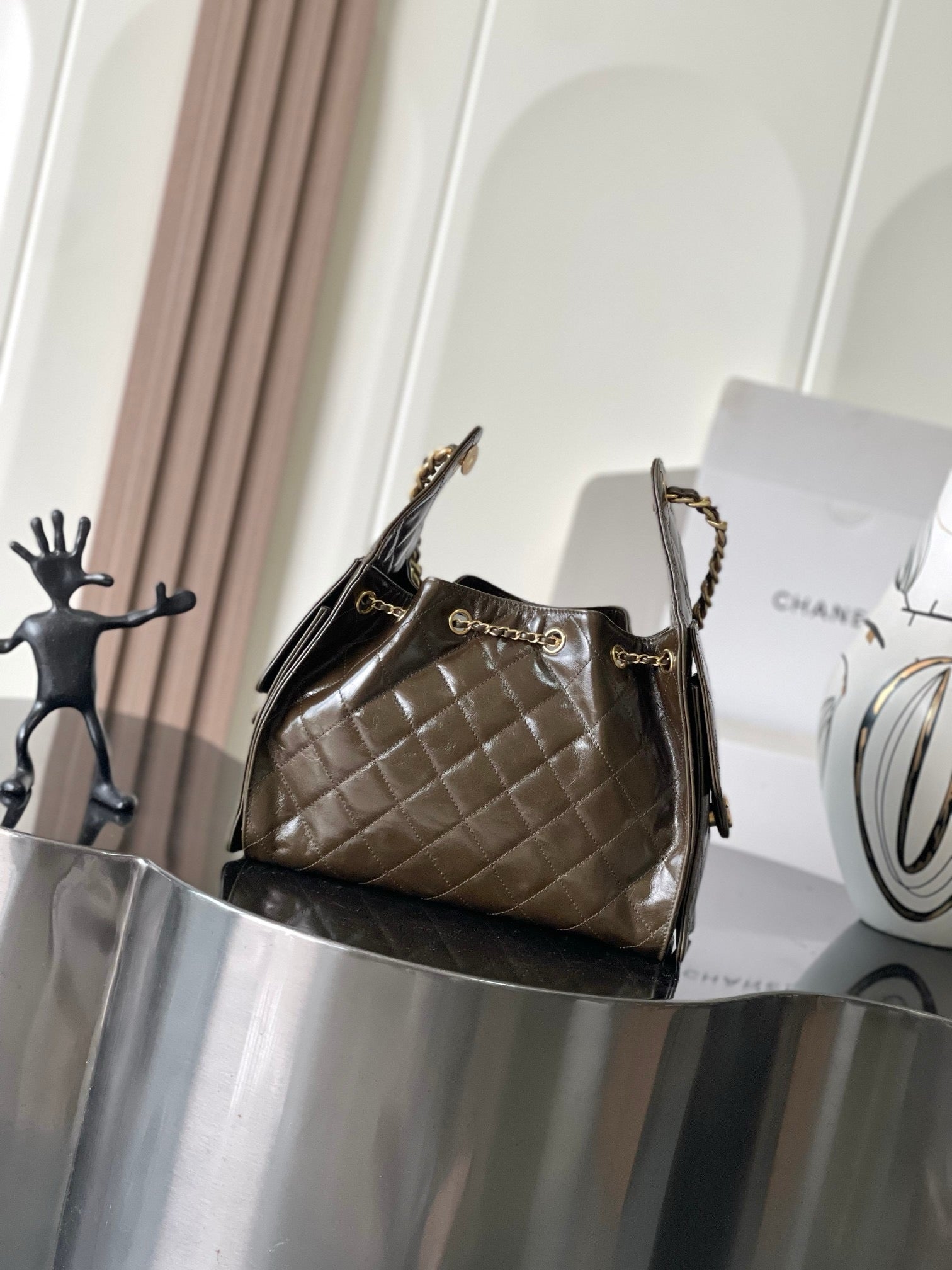 Chanel 25 Small Handbag in Shiny Crumbled Calfskin