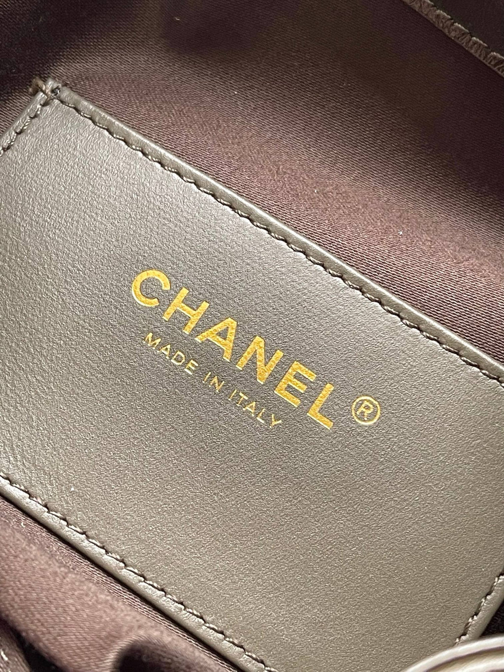 Chanel 25 Small Handbag in Shiny Crumbled Calfskin