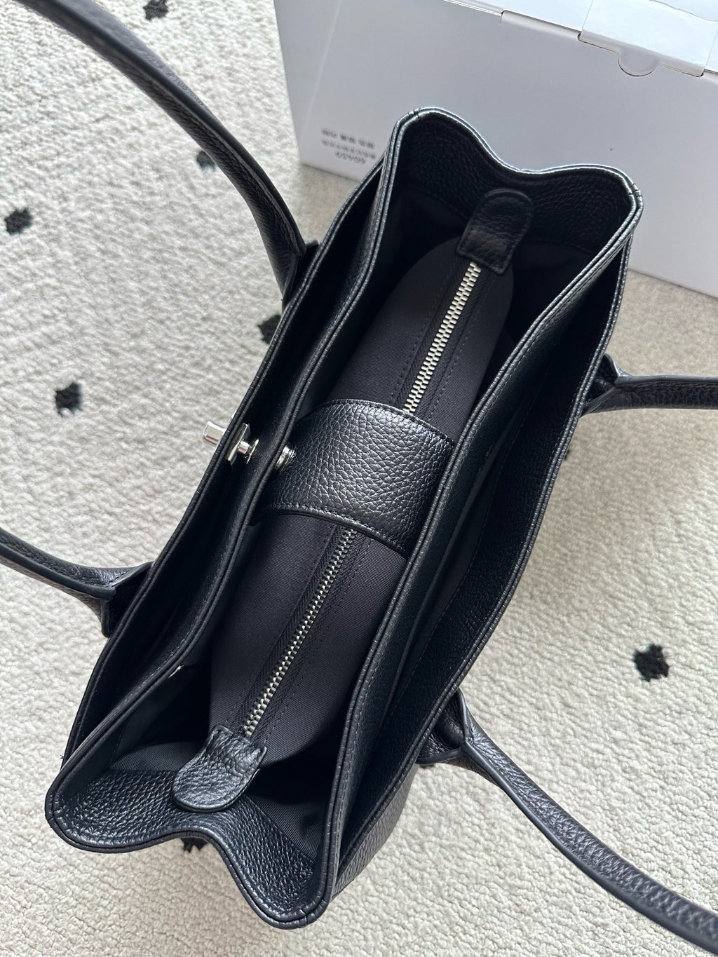 Chanel Small Cerf Executive Shopper Tote in Calfskin