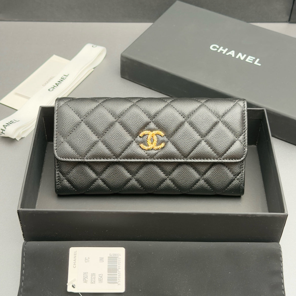 Chanel Classic Flap Wallet in Grained Shiny Calfskin