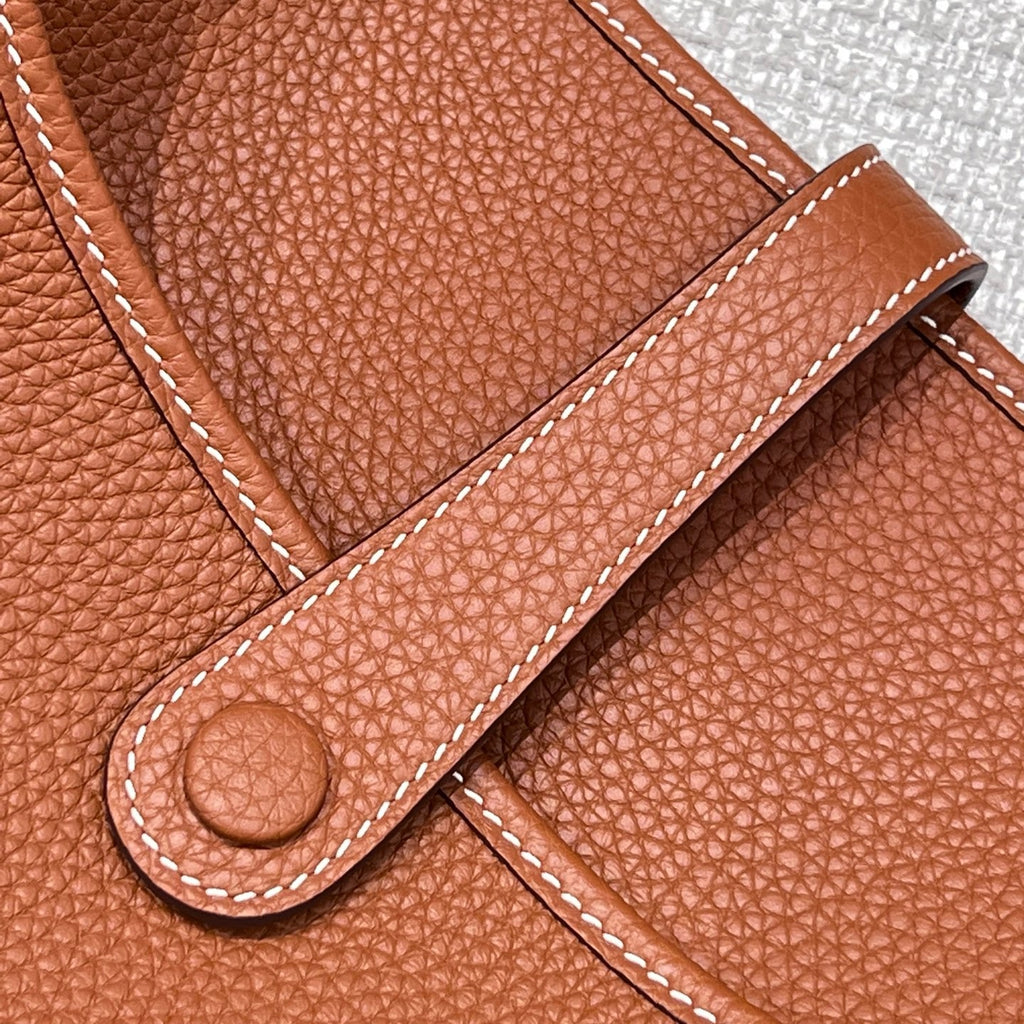 Hermes Evelyne 29 Bag in Taurillon Clemence Leather