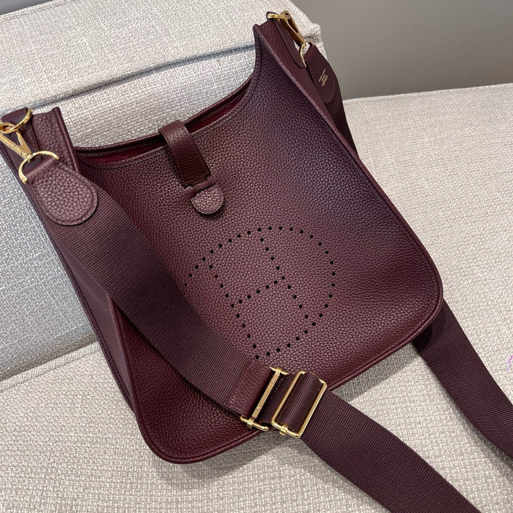Hermes Evelyne 29 Bag in Taurillon Clemence Leather