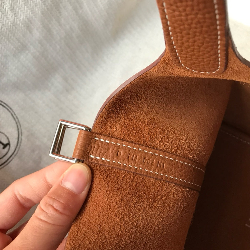 Hermes Picotin Lock 22 Bag in Taurillon Clemence Leather