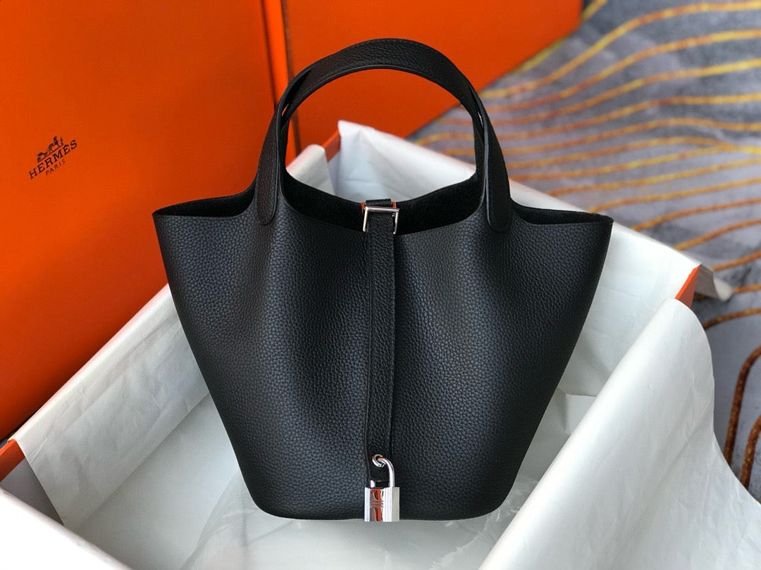 Hermes Picotin Lock 22 Bag in Taurillon Clemence Leather