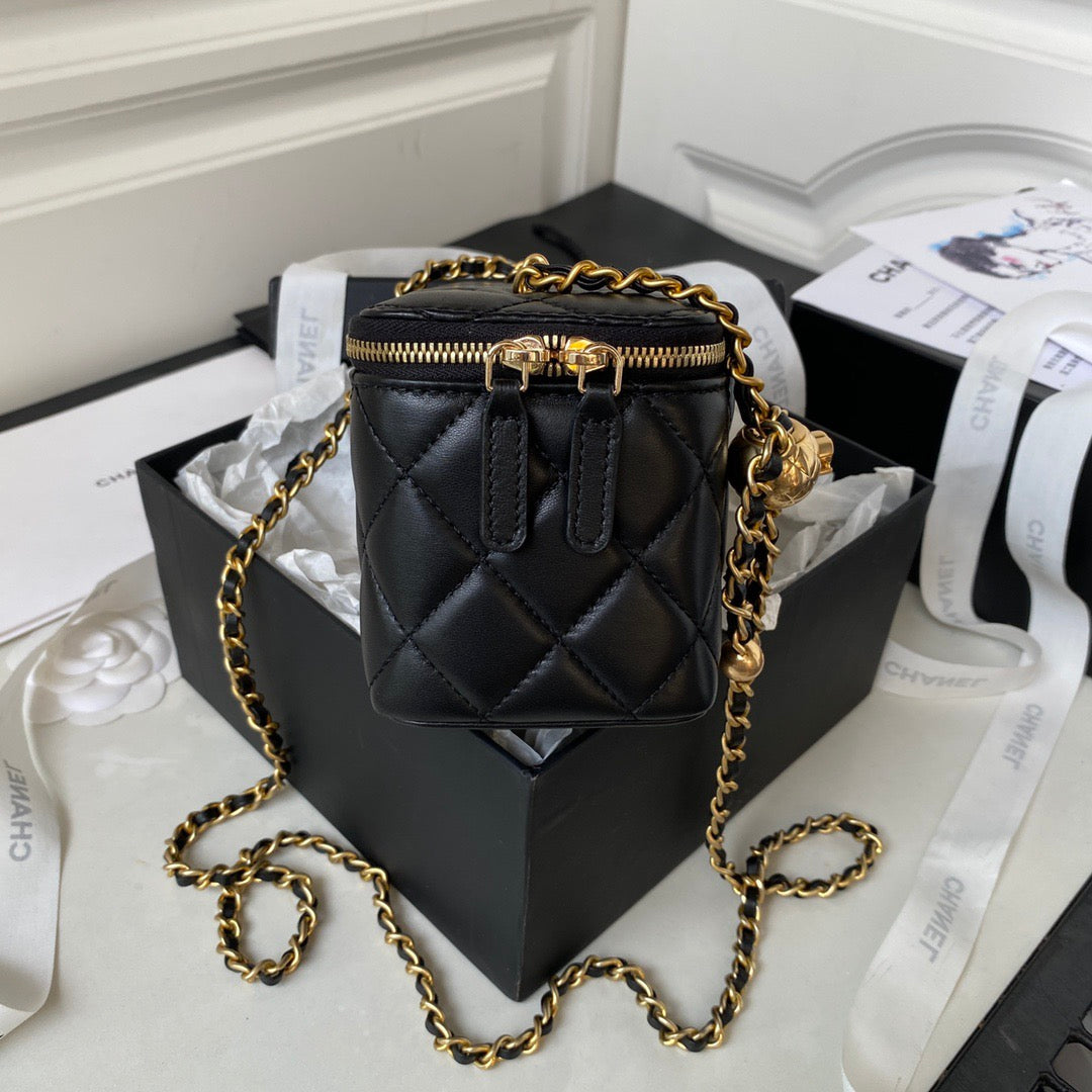 Chanel Pearl Crush Vanity Case with Chain in Lambskin
