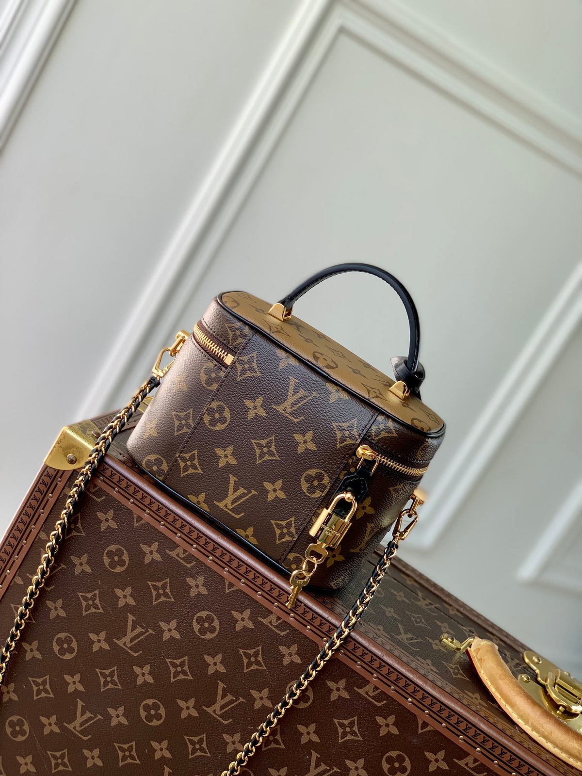 LV Vanity PM M47128