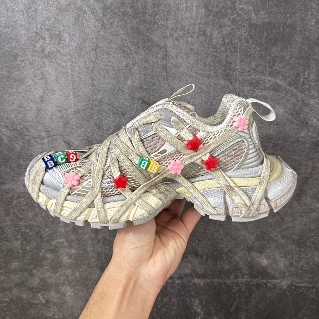 Balenciaga 3XL Extreme Lace Sneaker In Eggshell/Multicolor