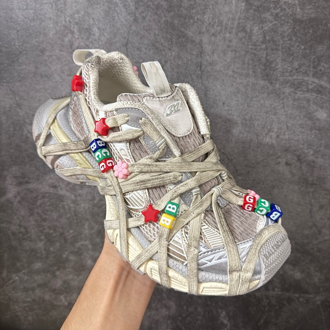 Balenciaga 3XL Extreme Lace Sneaker In Eggshell/Multicolor