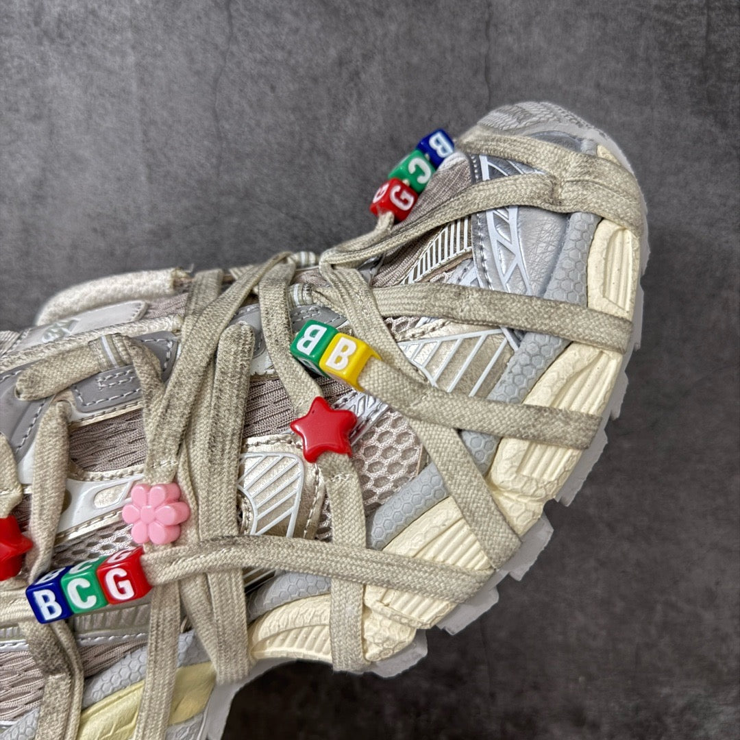 Balenciaga 3XL Extreme Lace Sneaker In Eggshell/Multicolor