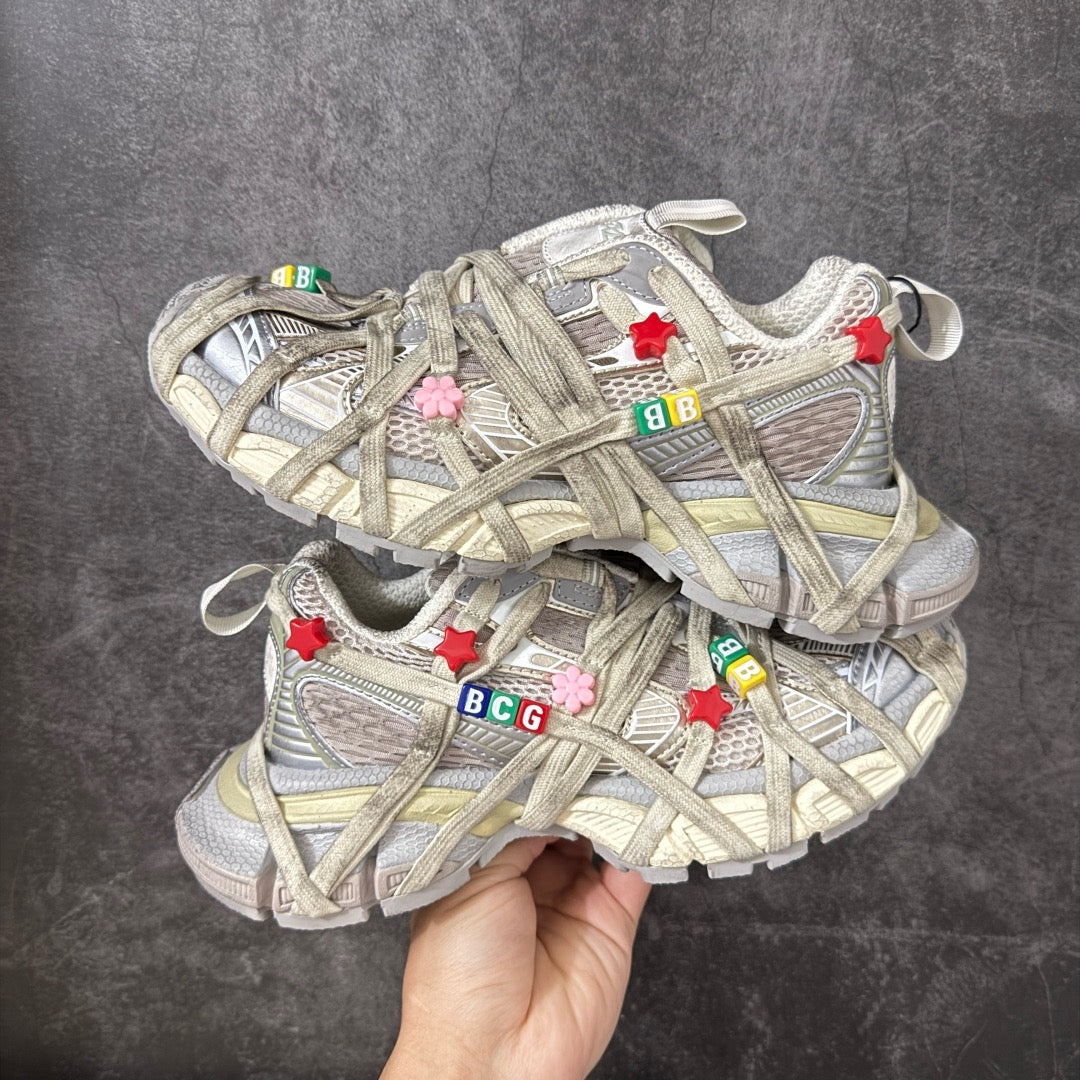 Balenciaga 3XL Extreme Lace Sneaker In Eggshell/Multicolor