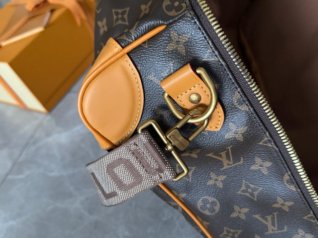LV Dandy Duffle 50 M2A572