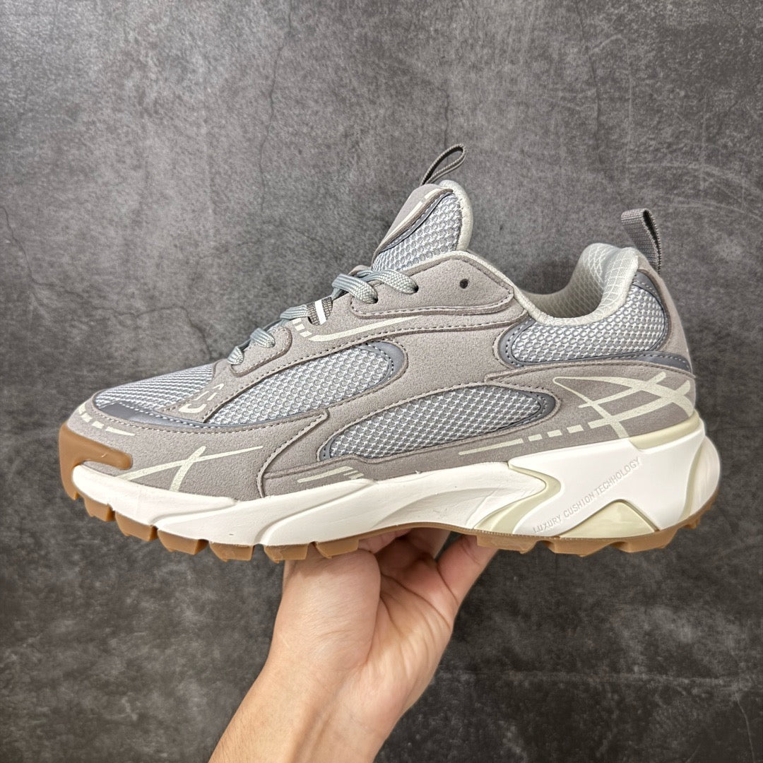 LV Tatic Runner Sneaker 1AKC55