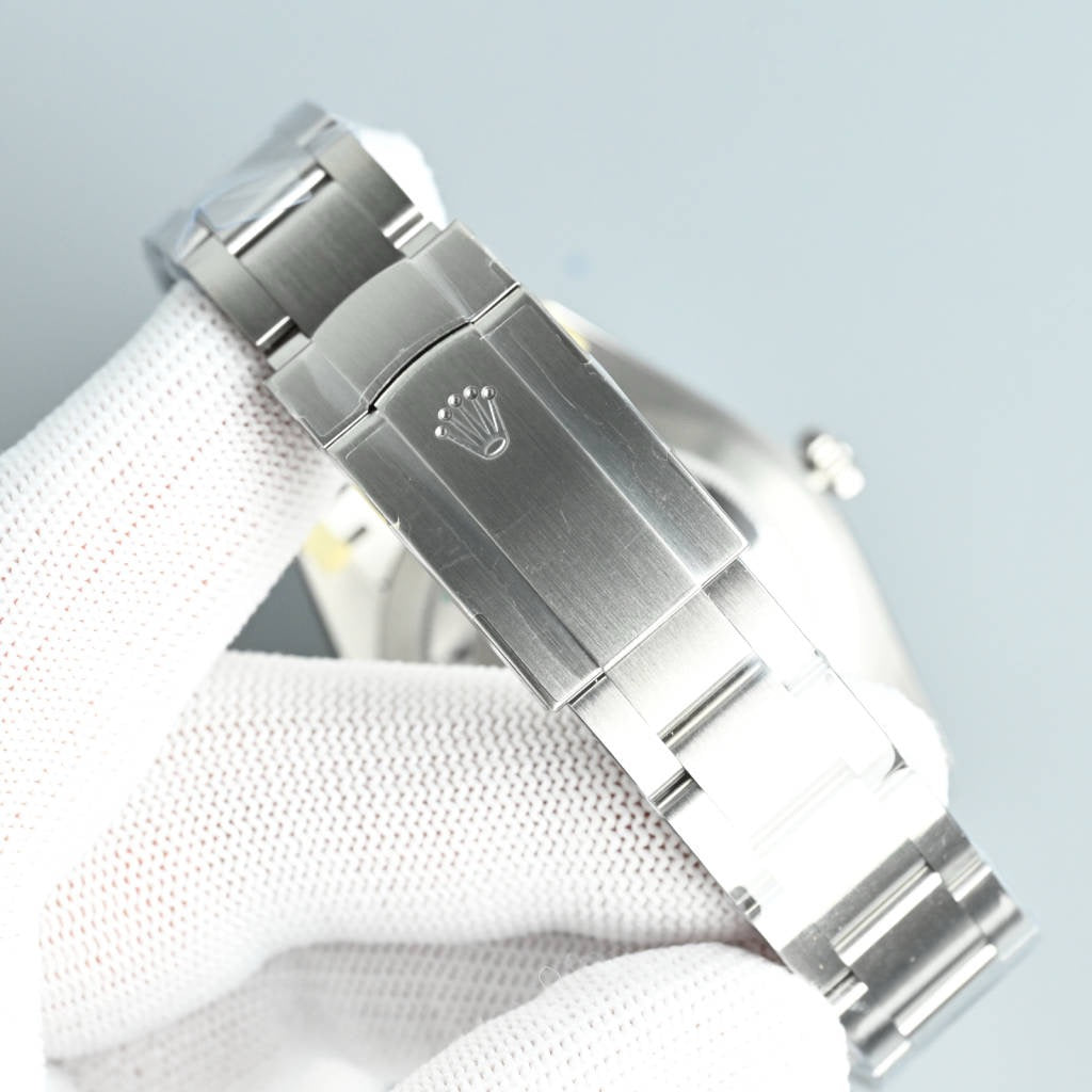 Rolex Oyster Perpetual 124300 41mm Full 904L Steel