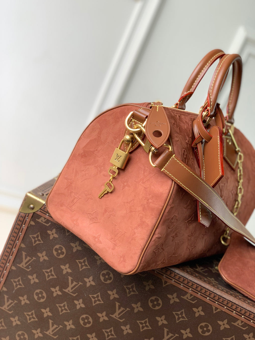 LV Speedy P9 Bandoulière 30 M29405
