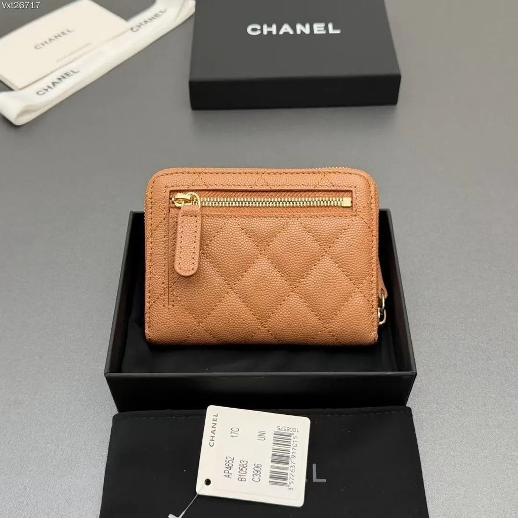 Chanel Classic Zipped Coin Purse in Grained Shiny Calfskin