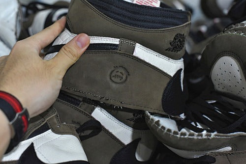 Jordan 1 High Travis Scott CD4487-100