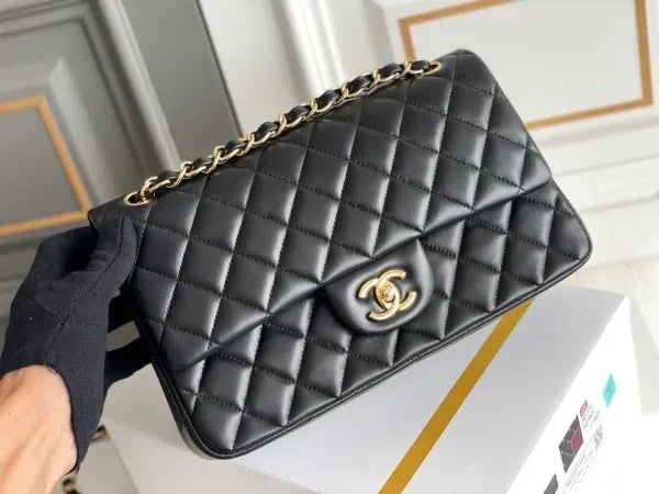 Chanel Classic Flap Bag in Lambskin