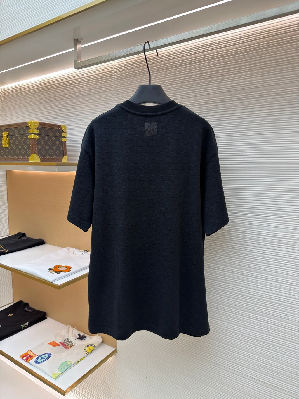 LV 1AJRHM Embroidered Signature T-Shirt