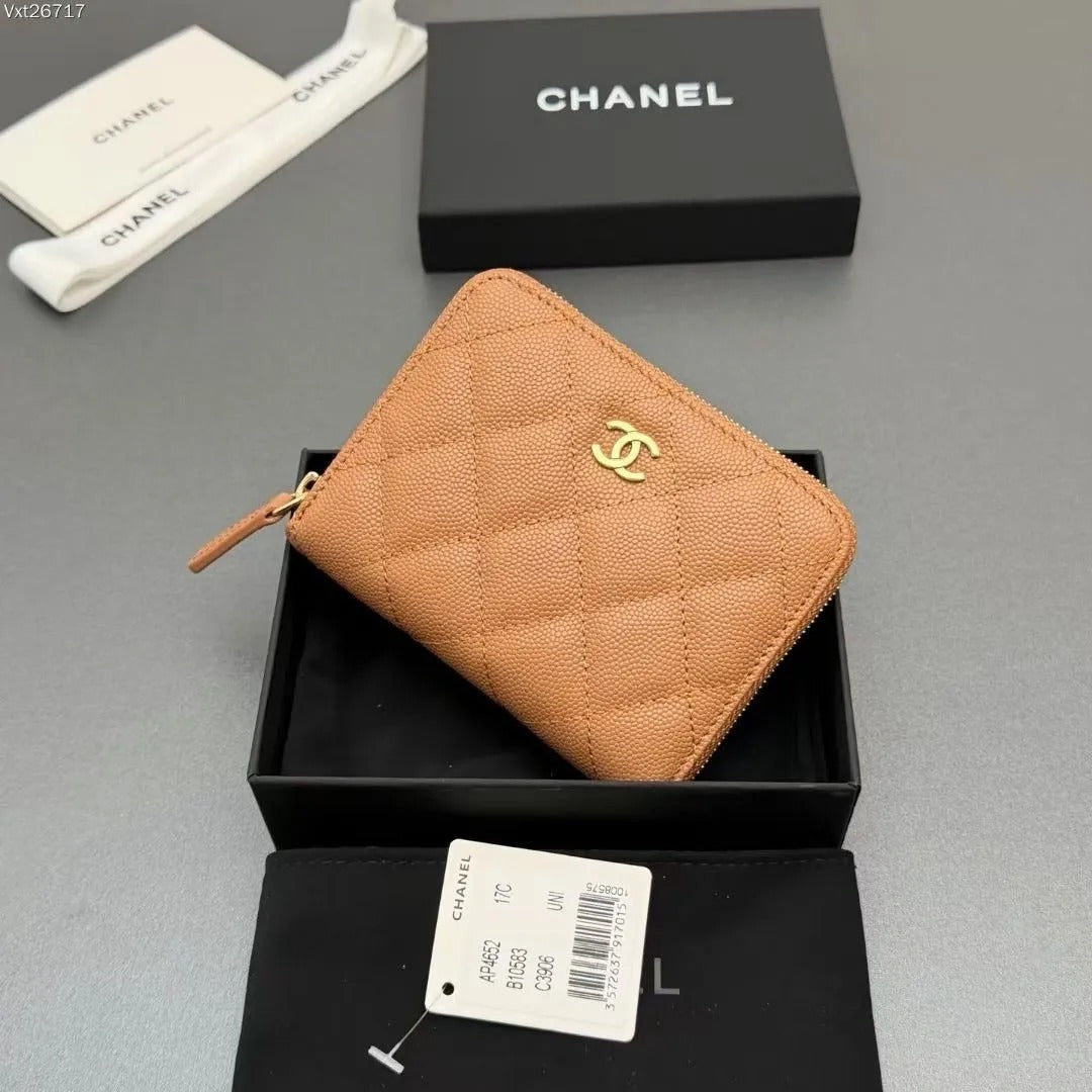 Chanel Classic Zipped Coin Purse in Grained Shiny Calfskin