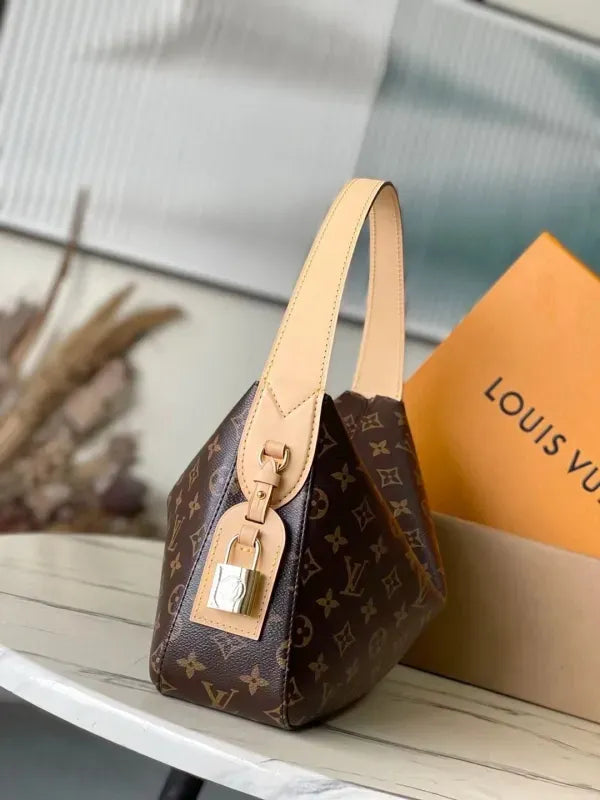LV Slouchy PM M11952