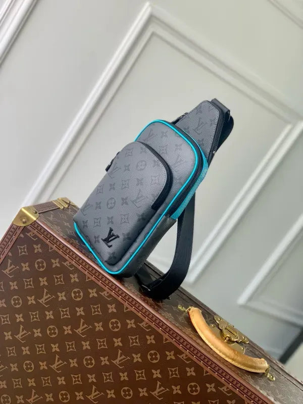 LV Avenue Slingbag M11703