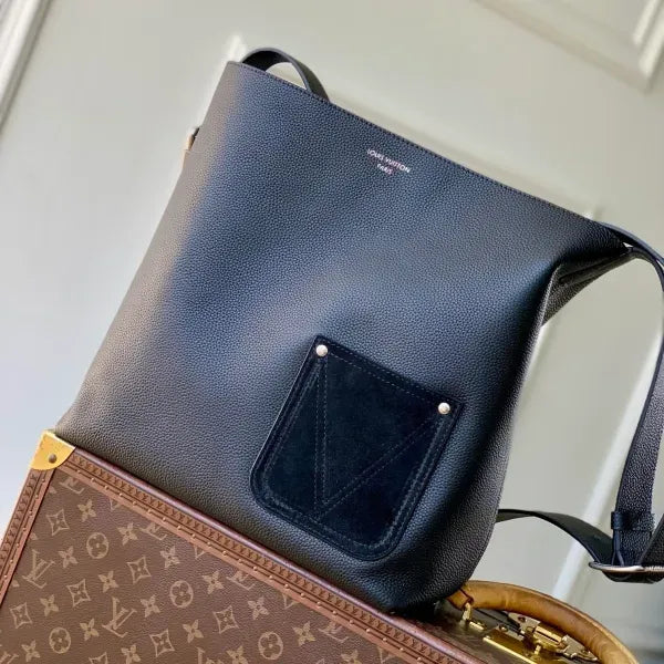 LV Verso Tote