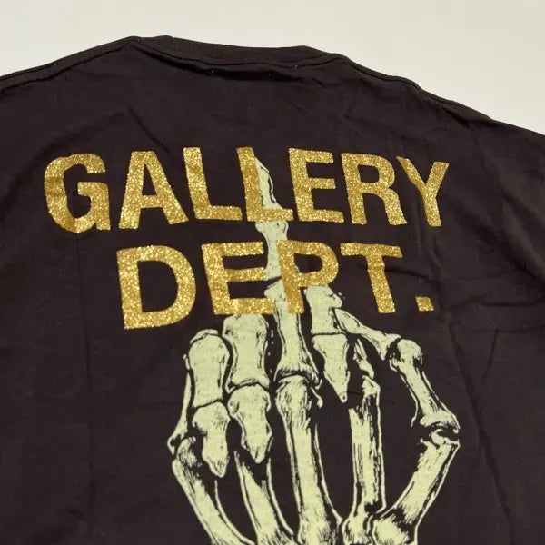 Gallery Dept. Skull Finger Tee