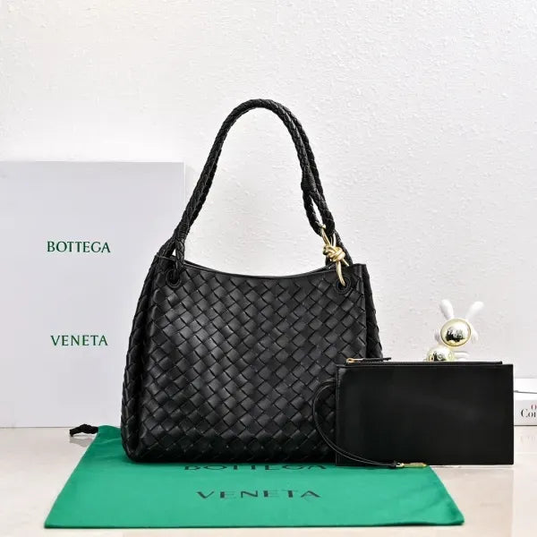 Bottega Veneta Large Parachute Bag In Supple Intrecciato Leather