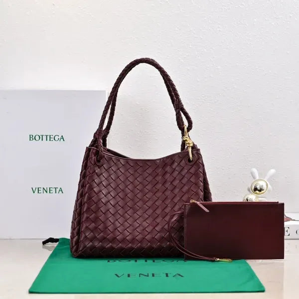 Bottega Veneta Large Parachute Bag In Supple Intrecciato Leather