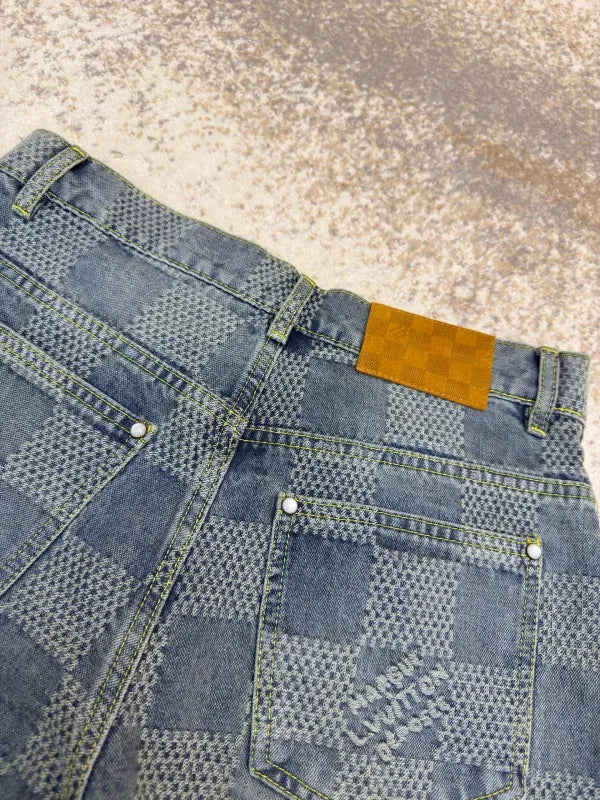 LV 1AHVDS Damier 3D Light Denim Shorts