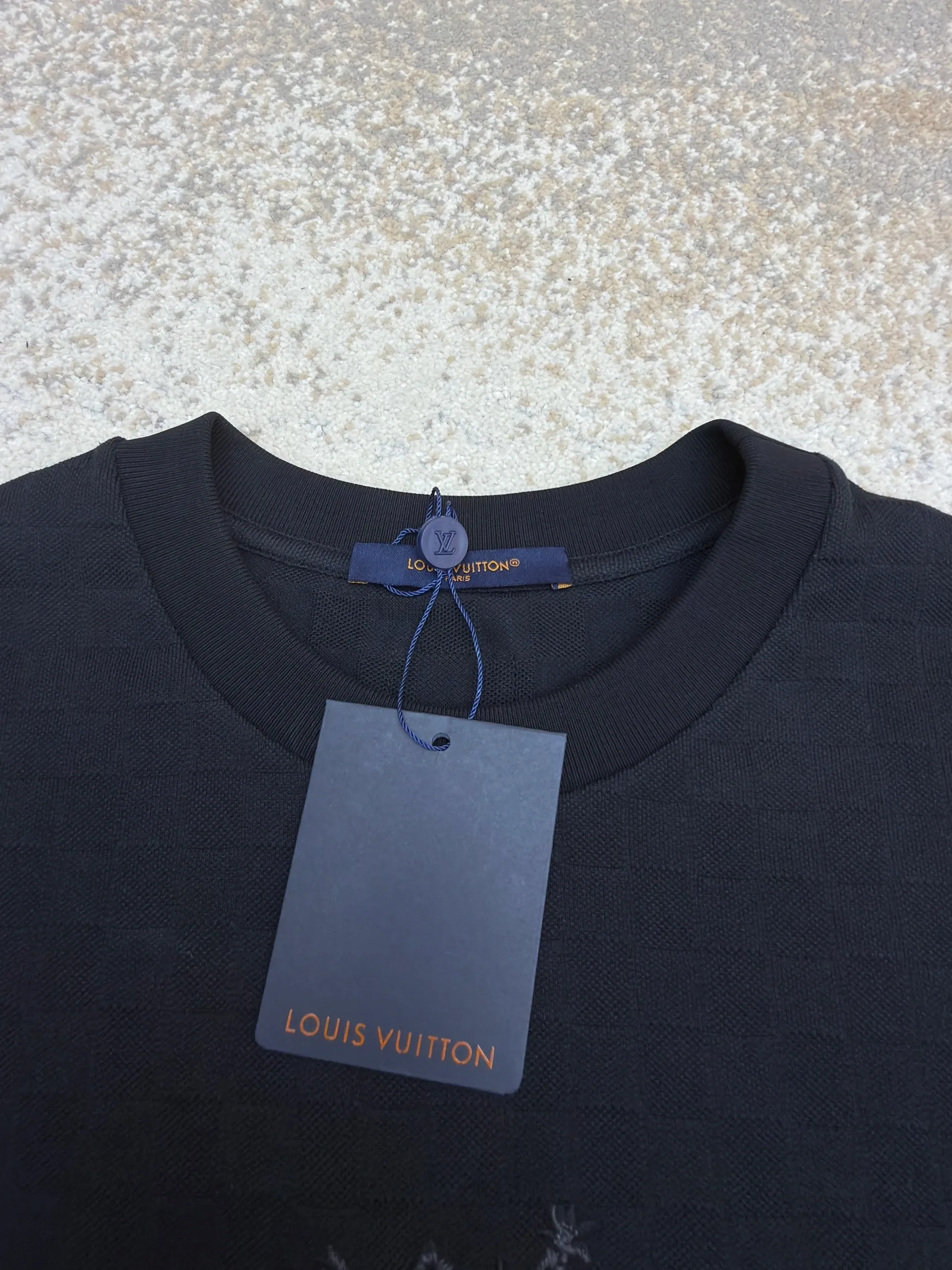 LV 1AJRHM Embroidered Signature T-Shirt