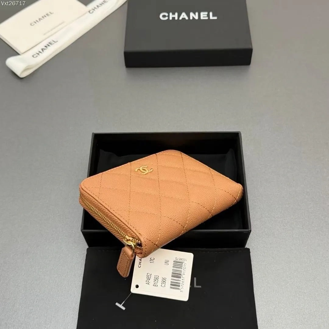 Chanel Classic Zipped Coin Purse in Grained Shiny Calfskin