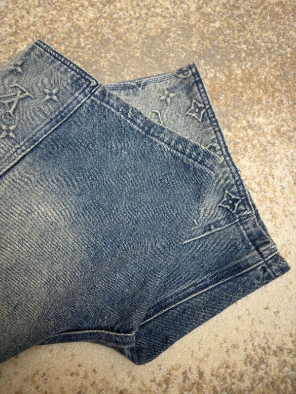 LV 1ABJ7E Monogram Workwear Denim Shorts
