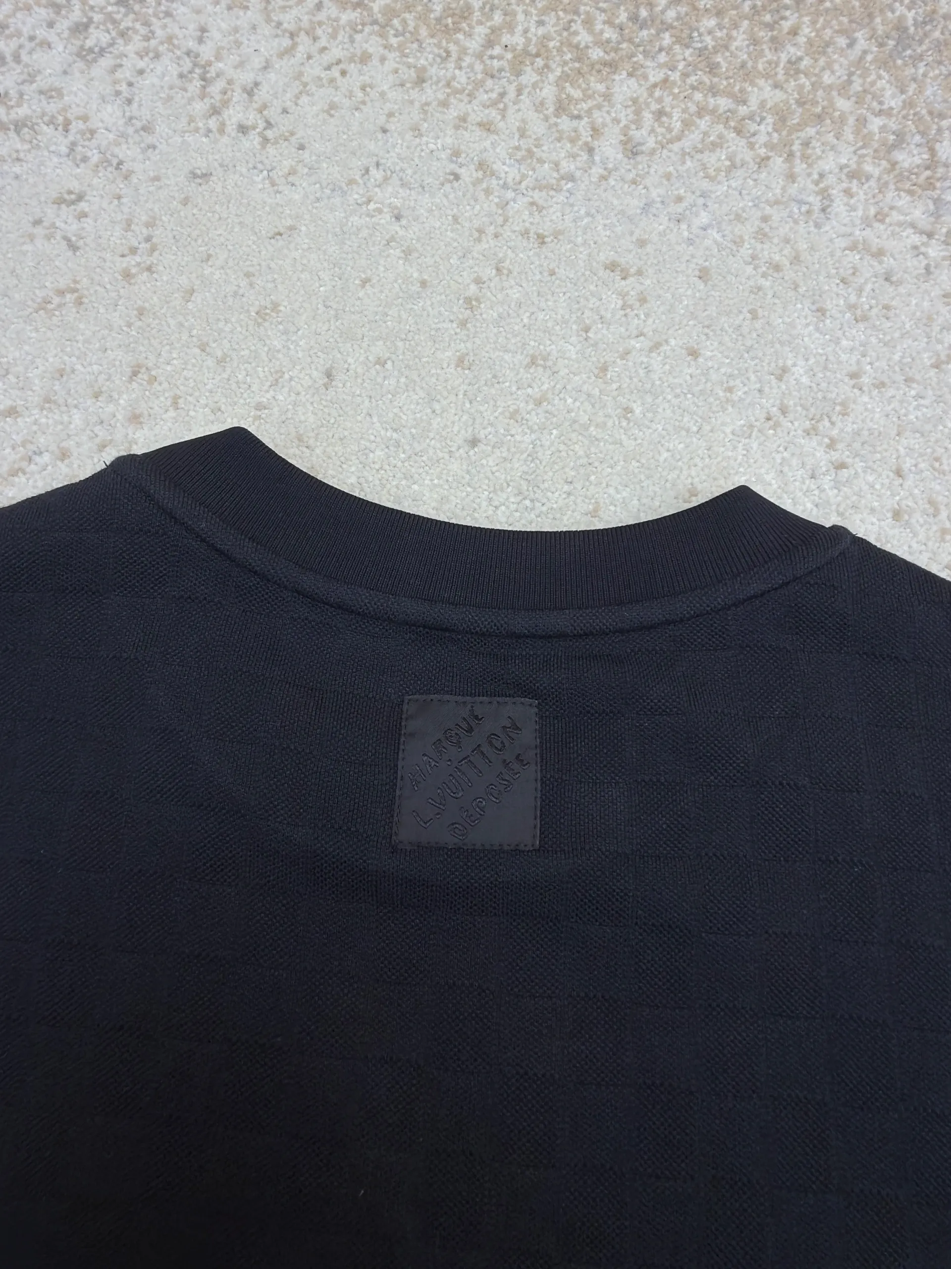 LV 1AJRHM Embroidered Signature T-Shirt