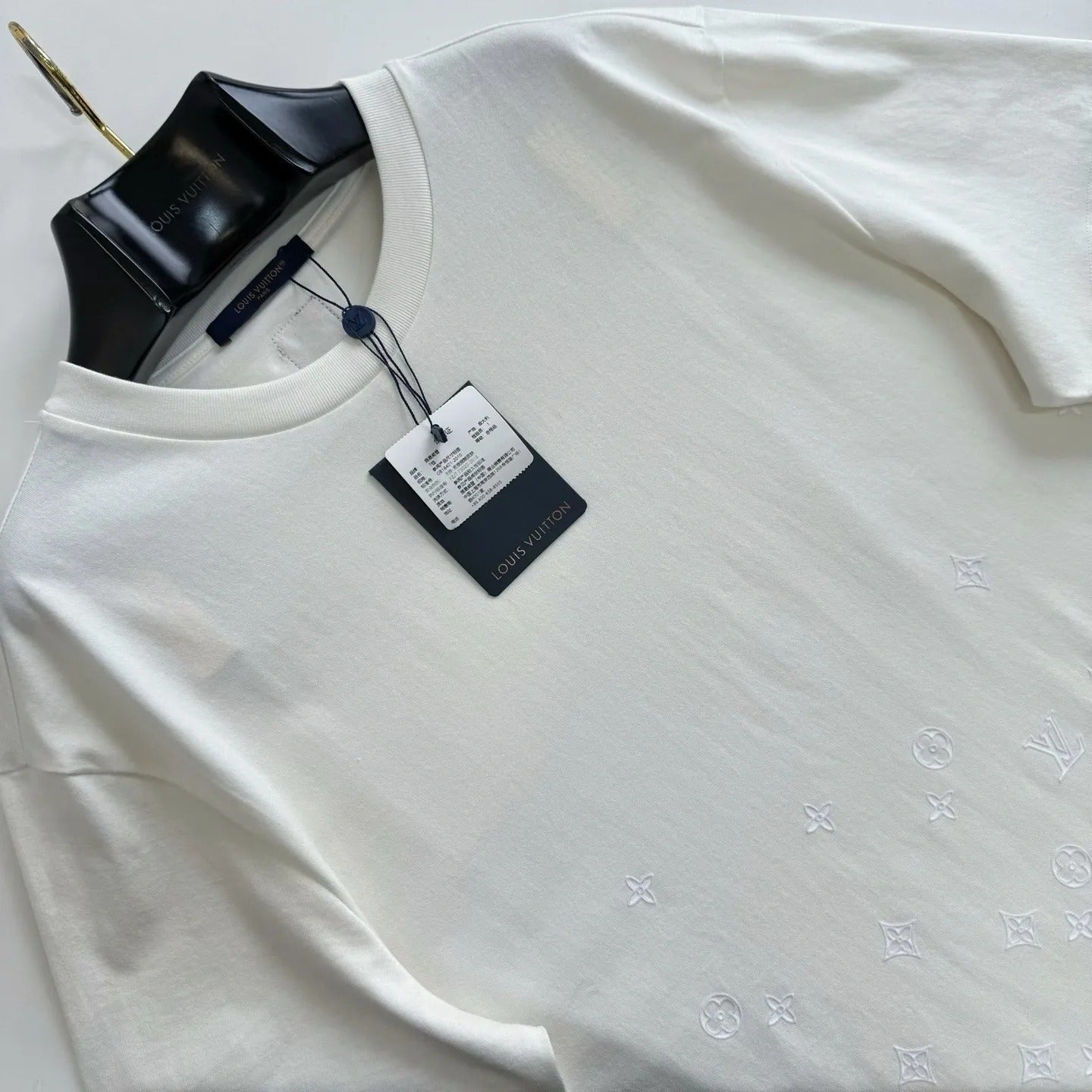 LV 1AK7LM Flock Print Monogram Gradient T-Shirt