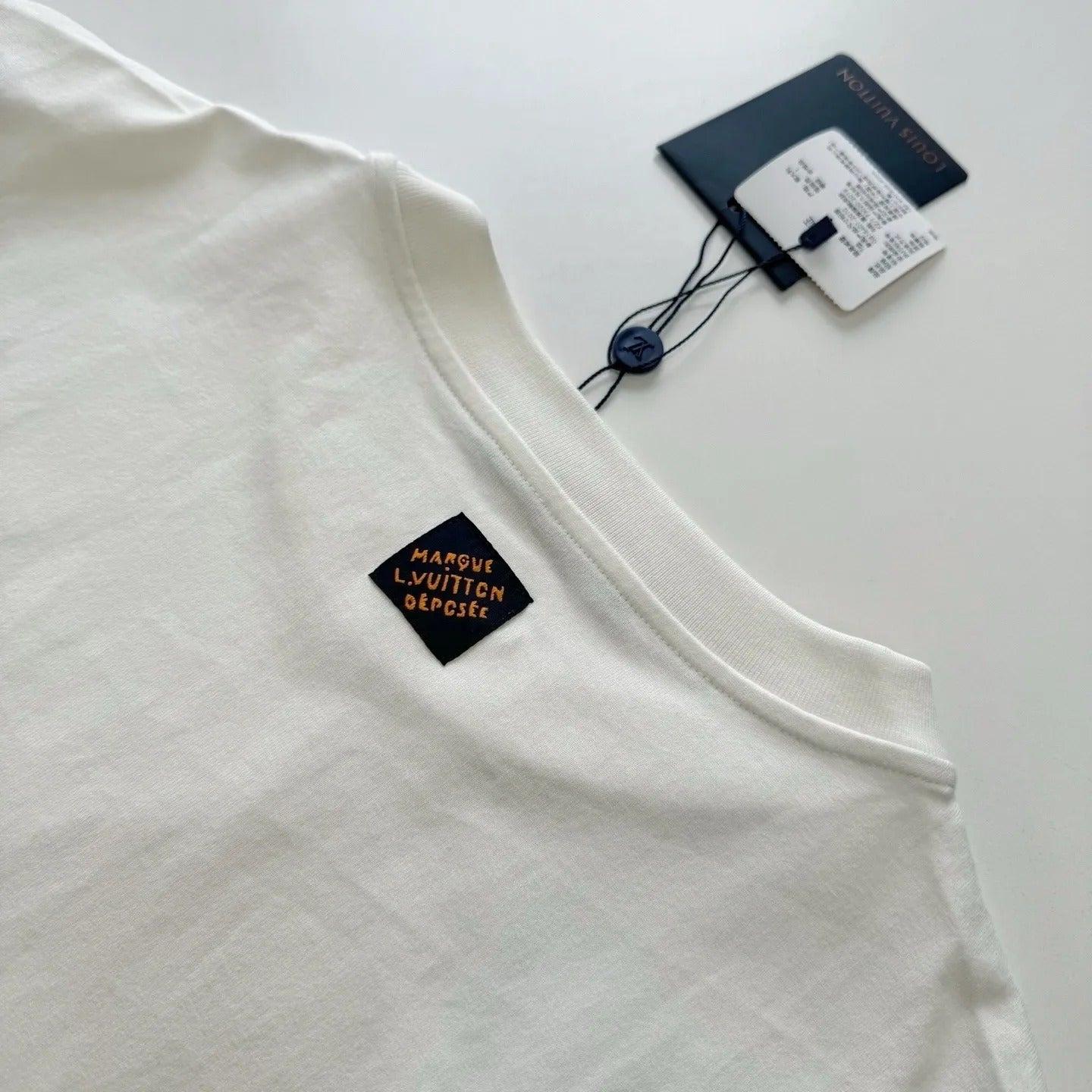 LV 1AK7LM Flock Print Monogram Gradient T-Shirt