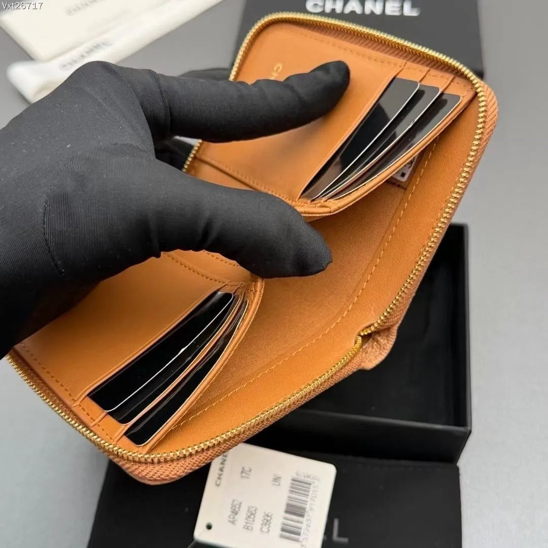 Chanel Classic Zipped Coin Purse in Grained Shiny Calfskin