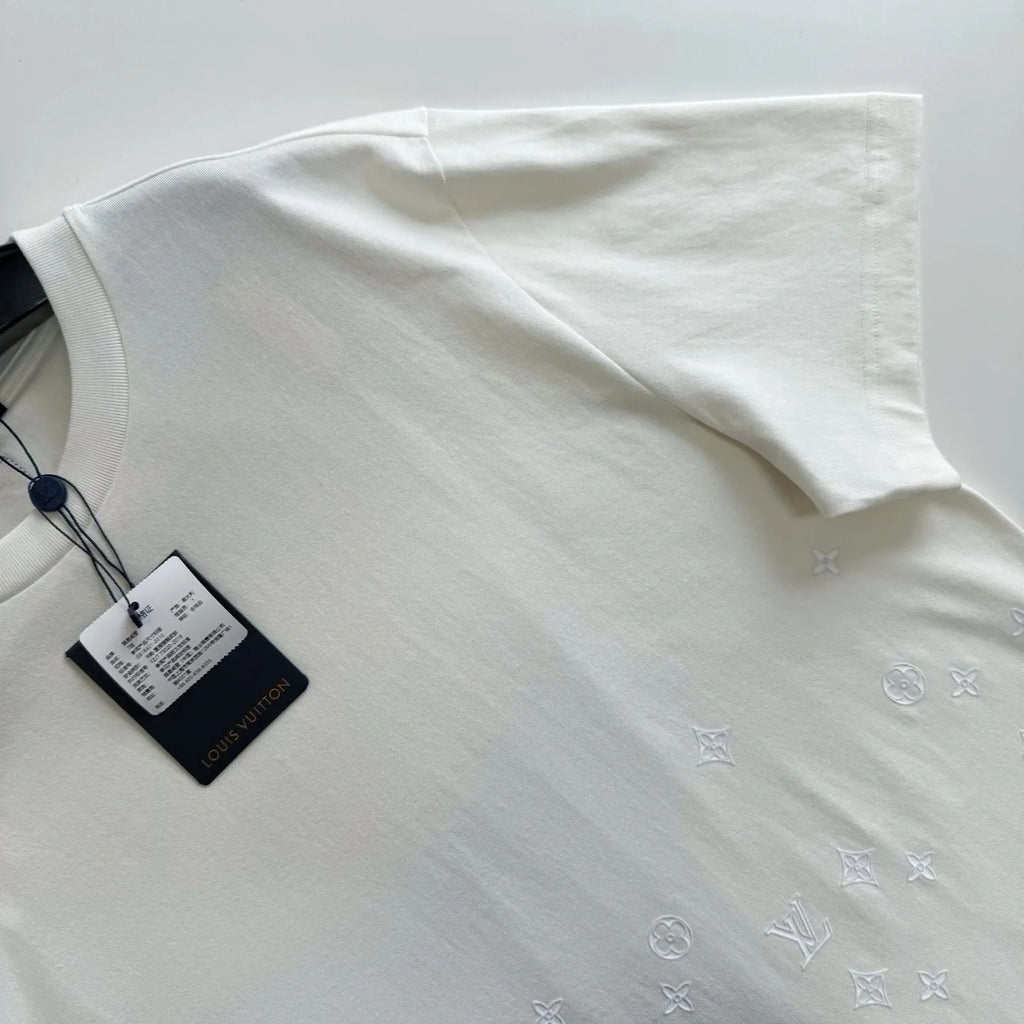 LV 1AK7LM Flock Print Monogram Gradient T-Shirt