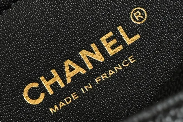 Chanel Classic Flap Bag in Grained Shiny Calfskin