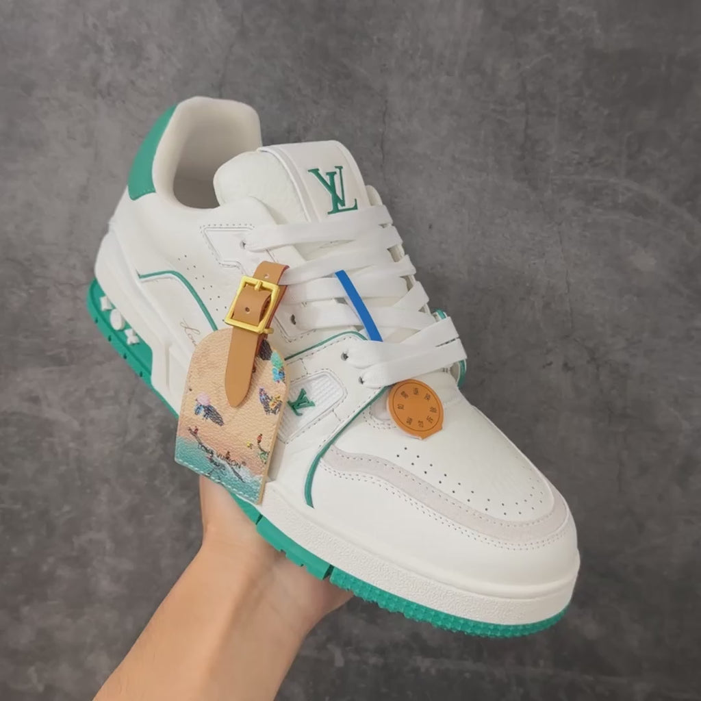 LV Trainer Sneaker 1AKRDQ