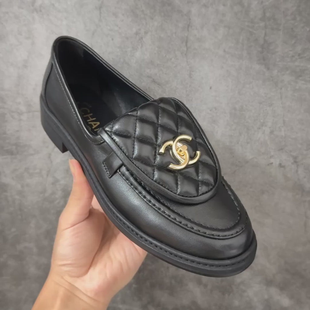 Chanel CC Logo Loafer In Leather