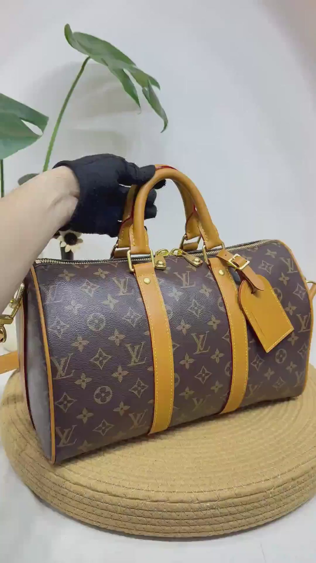 LV Keepall Bandoulière 35 M2A210
