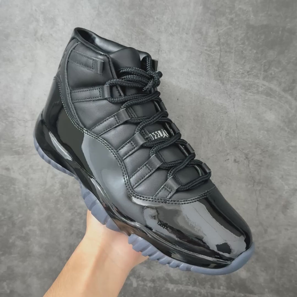 Jordan 11 Comme des Garçons Homme Plus Black IV7639-001